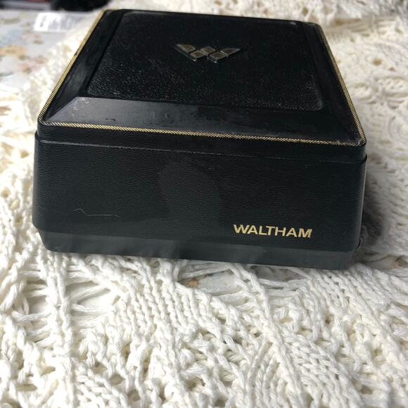 Vintage Mens Waltham Incabloc 17 Jewels Expansion Wrist Watch + Original Box - Picture 2 of 15